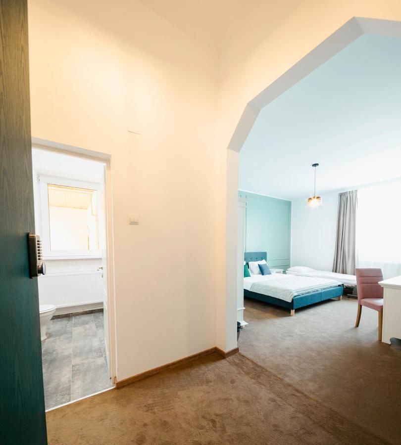 Гостевой дом RIVIERA RESIDENCE Сибиу-19