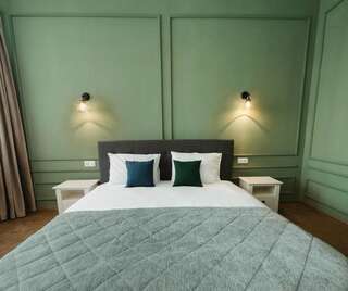 Гостевой дом RIVIERA RESIDENCE Сибиу Номер с кроватью размера «king-size»-8