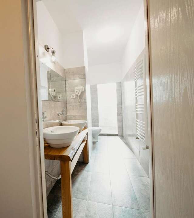 Гостевой дом RIVIERA RESIDENCE Сибиу-8